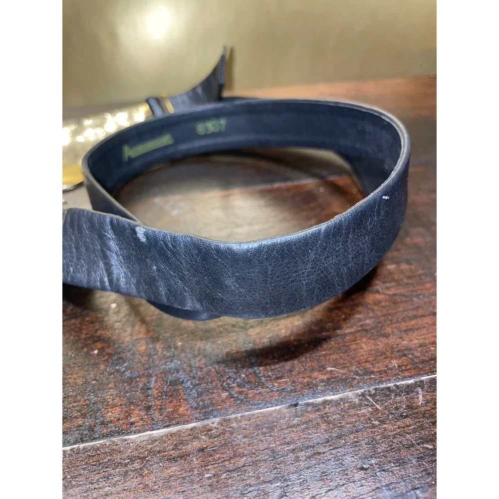 Accessocraft N.Y.C‎ Black Leather Gold Tone Swirl Buckle Belt 8307
